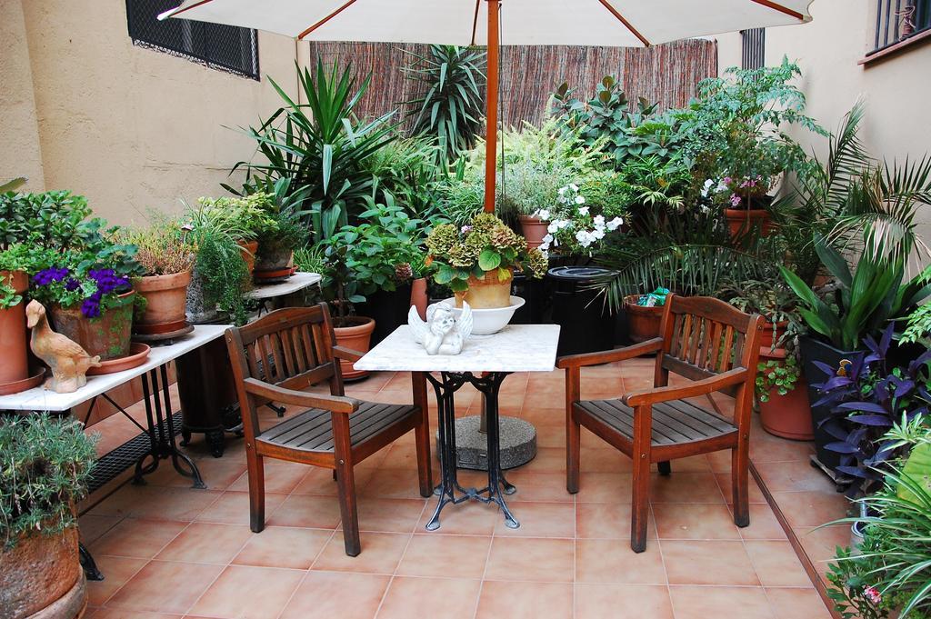 The Patio Barcelona Apartment Exterior photo